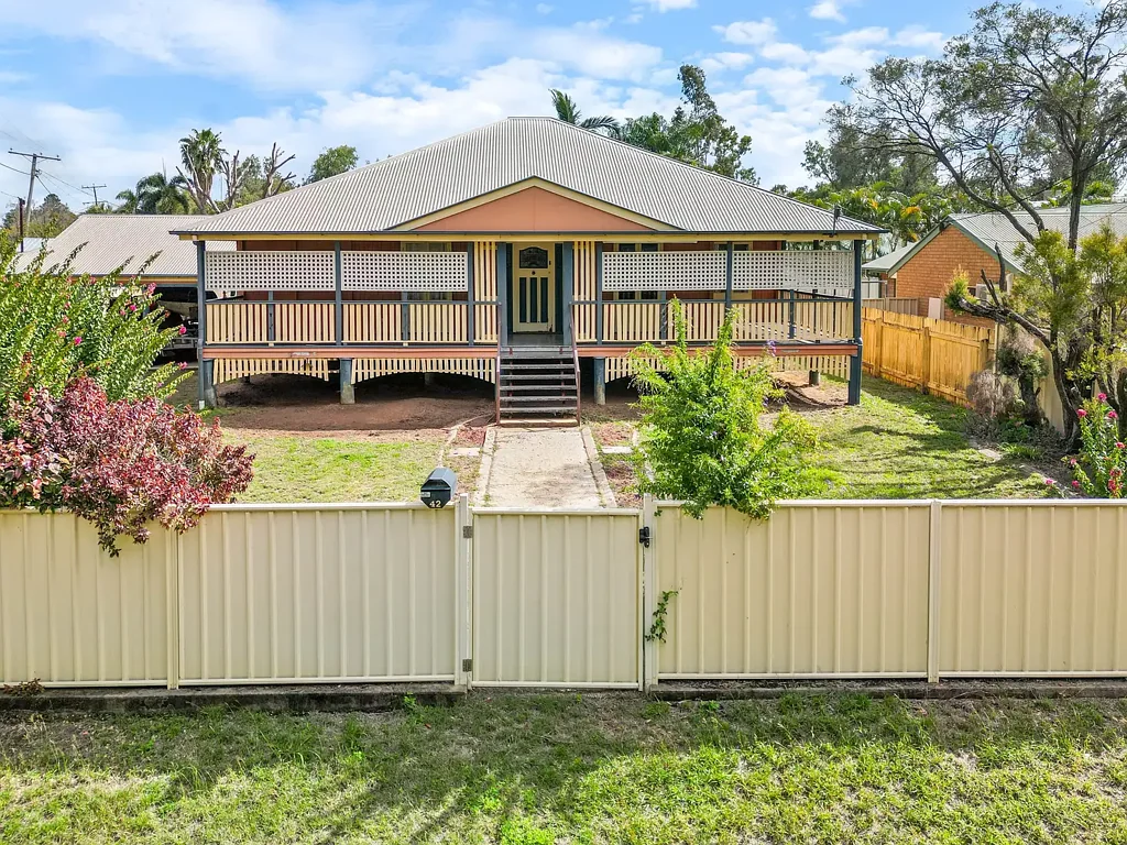 42 Riverview Street, Emerald, QLD 4720