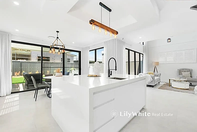 Address Withheld, Gilead, NSW 2560, 5 Bedrooms, 3 Bathrooms, House