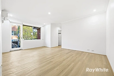 Wentworthville 2房 Wentworthville 中心地段的低维护生活 Low-Maintenance Living in the Heart of Wentworthville