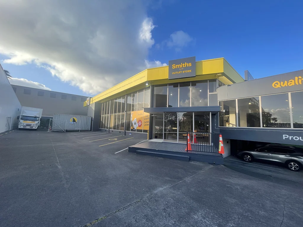 Wairau Valley Competitive rental - 1,265sqm General Business