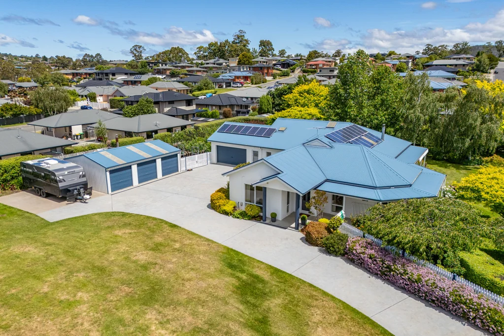 16 Greenhill Drive, Kingston, TAS 7050