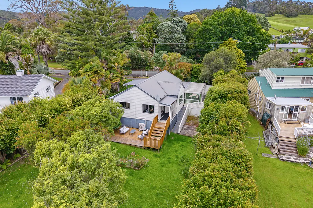 28 Grassmere Road, Henderson Valley, Waitakere City, Auckland