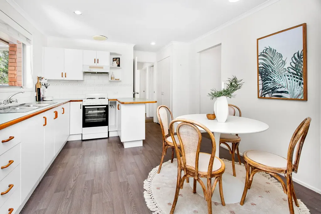 10 Cameron Crescent, Kiama Downs, NSW 2533