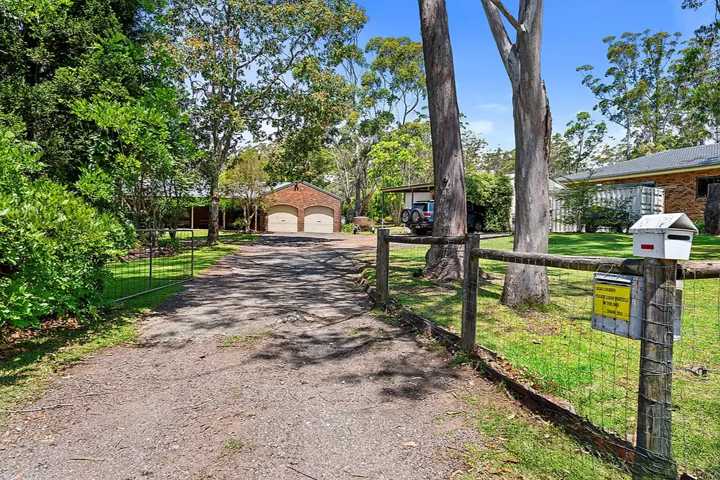 Medowie 3ห้องนอน Family Home on Acreage