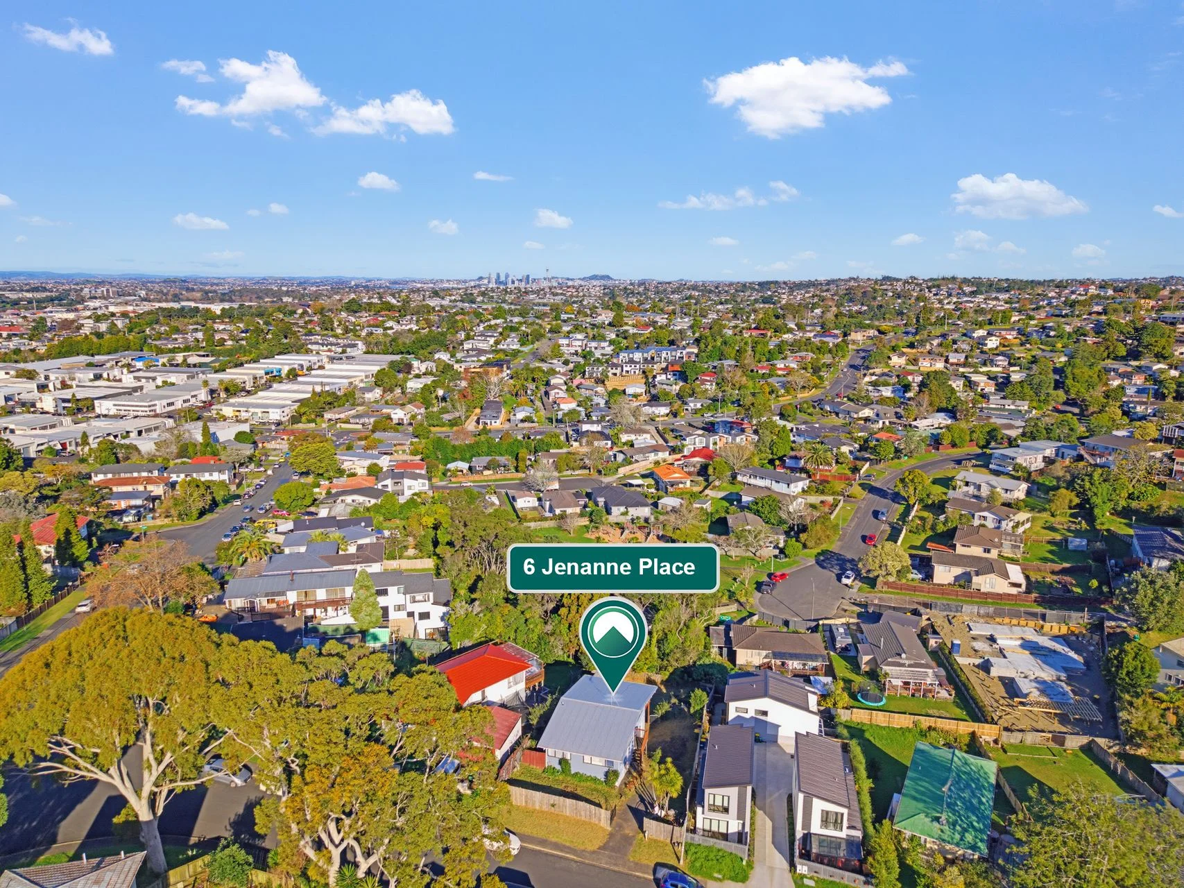 Totara Vale 3Phòng ngủ Deck, Den and Development Appeal in Totara Vale