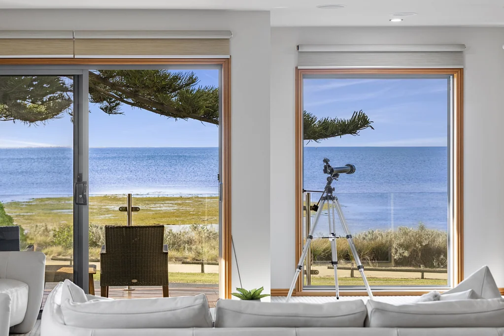 Portarlington 3Moenga Luxury Coastal Living!