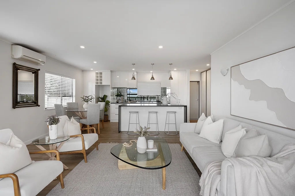 2/38A Nor'East Drive, Northcross, North Shore City, Auckland