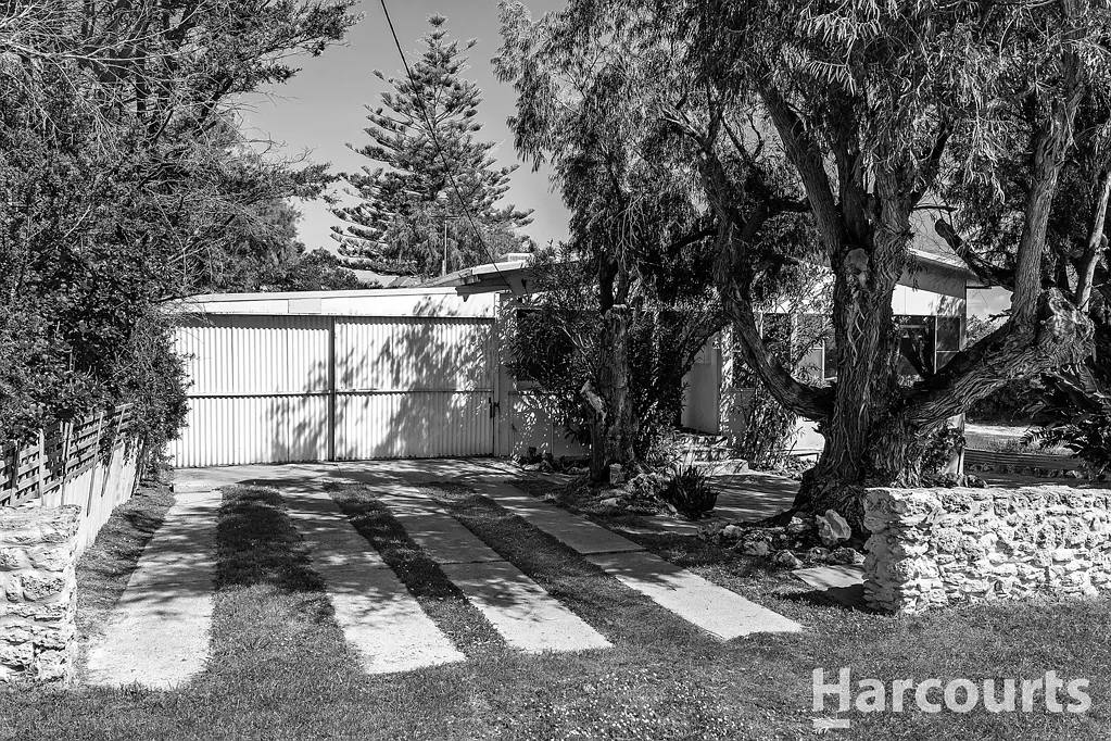 4 Burna Street, Falcon, WA 6210