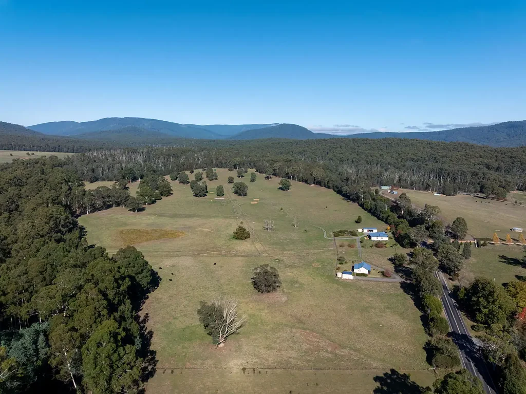 Narbethong  Strickland Views Farm