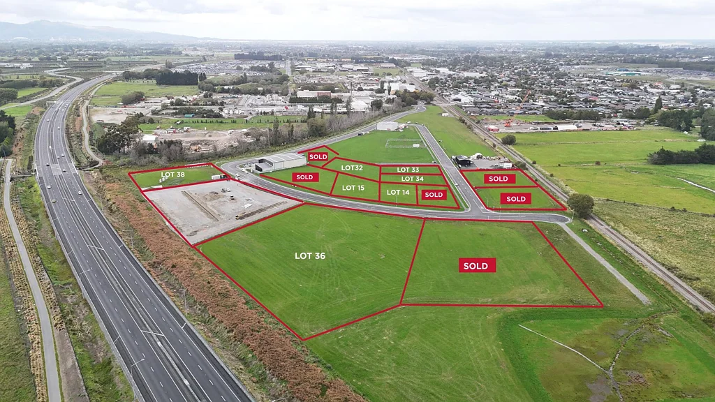 Belfast Industrial sections – Titled ready to build
