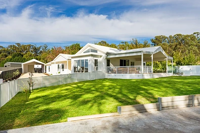 Castlemaine 4Habitaciones Coastal Character, Country Outlook