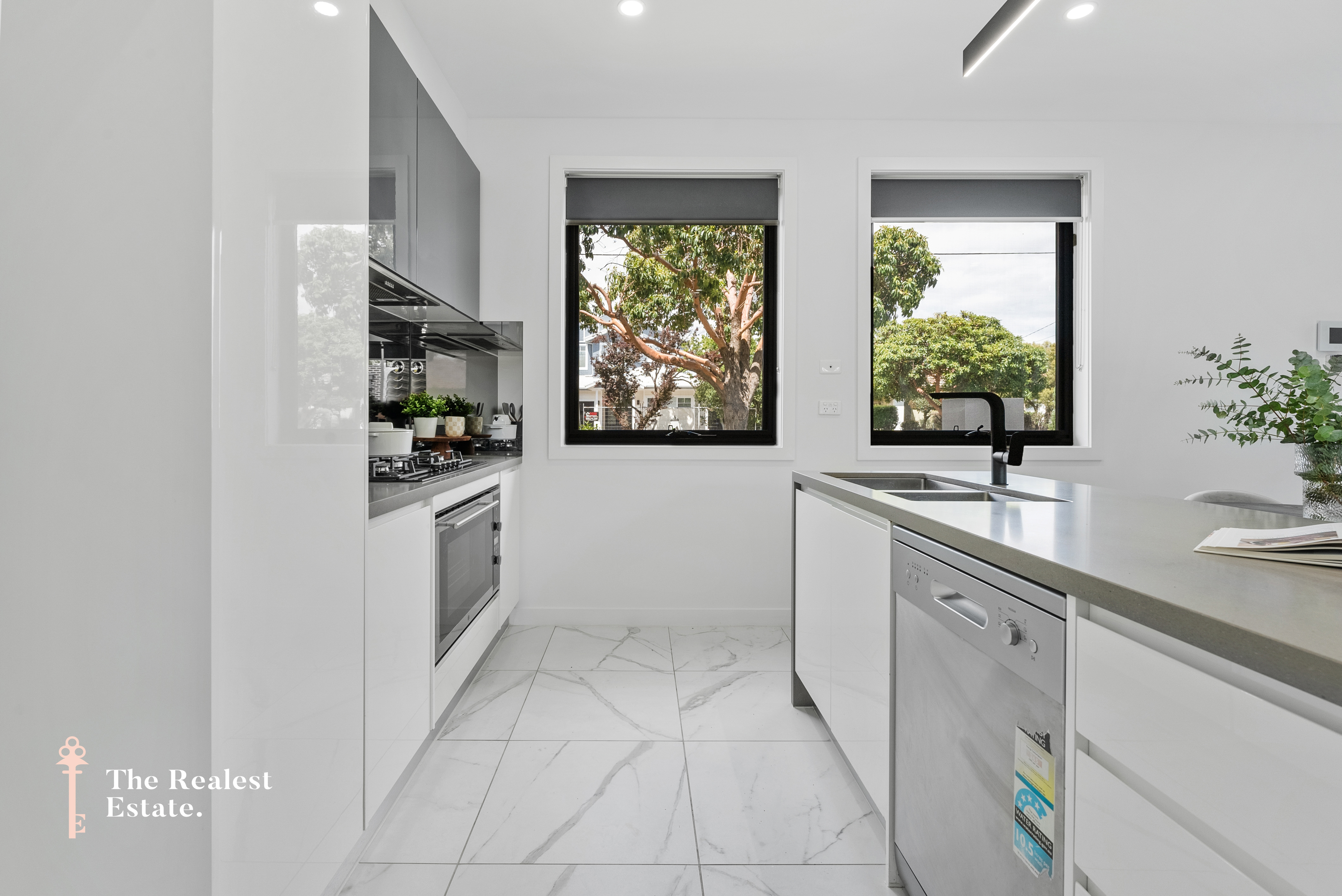 UNIT 1 99 ROSE ST, COBURG VIC 3058, 0房, 0浴, Townhouse