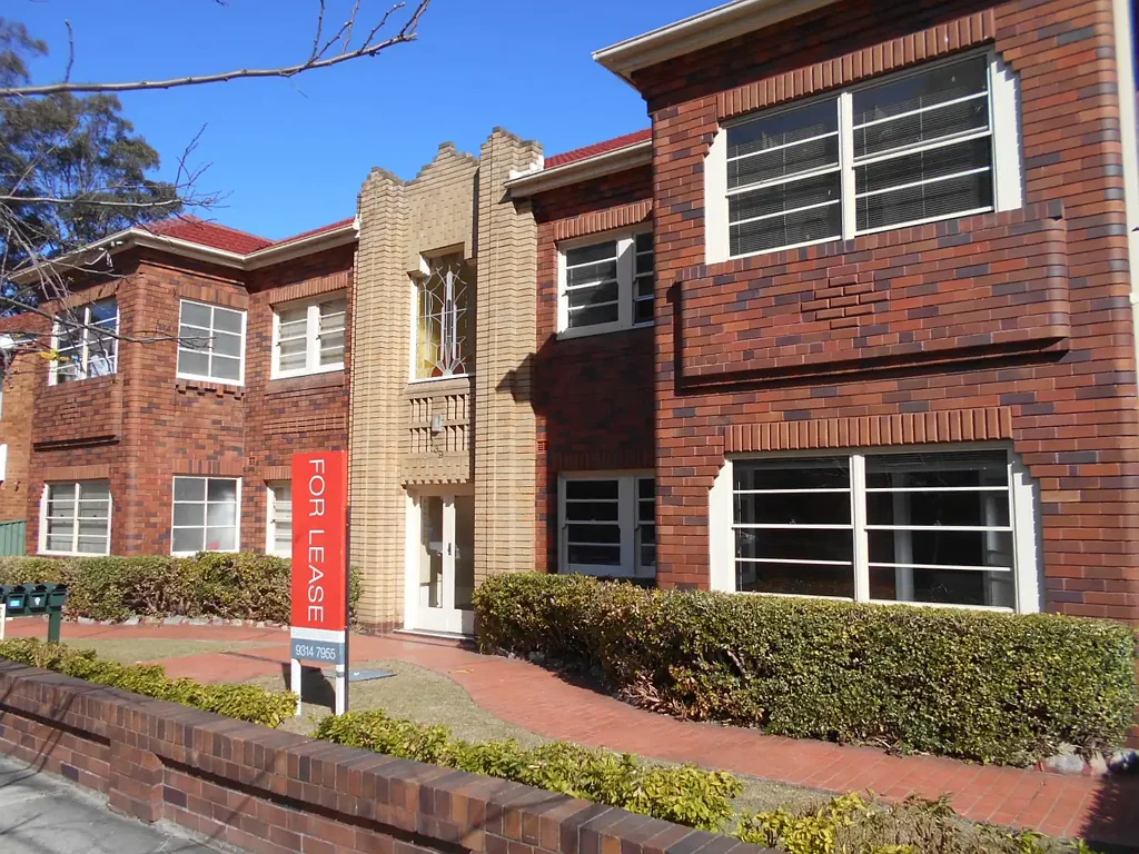 SPACIOUS, SUN SOAKED TWO BEDROOM APARTMENT