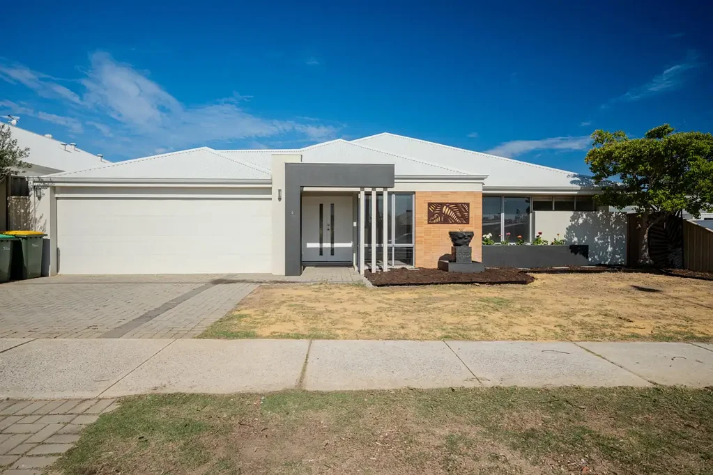 6 Landbeach Boulevard, Butler, WA 6036