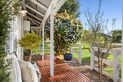 22 Stanhope Street, Daylesford