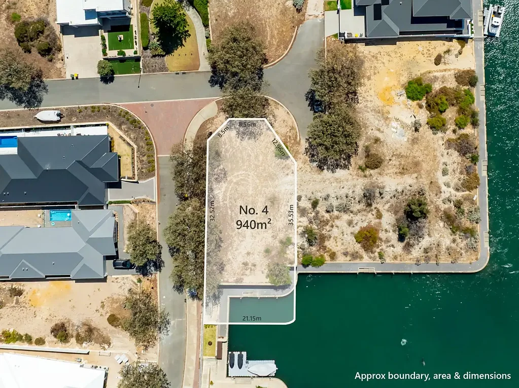 Dawesville  Coastal Luxury with Beautiful Canal Views