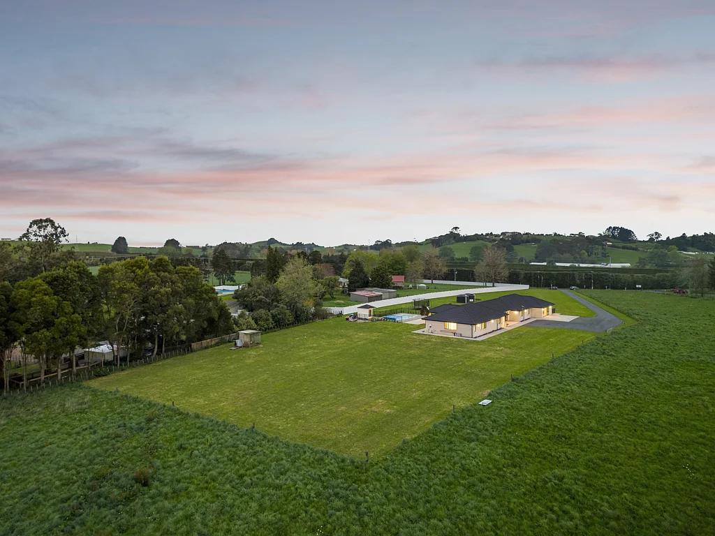11 Ridge Road, Tuakau, Waikato