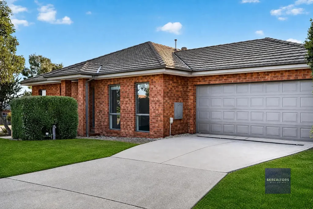 Wallan 3બેડરૂમ Three Bedrooms, Two Living Areas, One Smart Move
