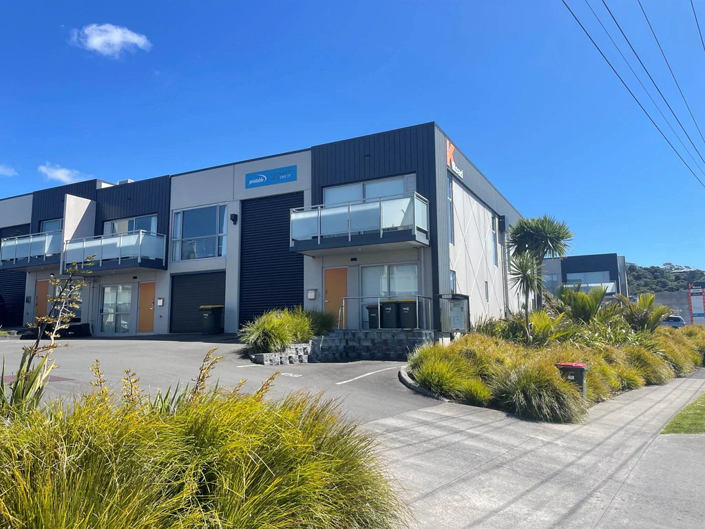Stanmore Bay STANMORE BAY LIVE AND WORK SPECIAL