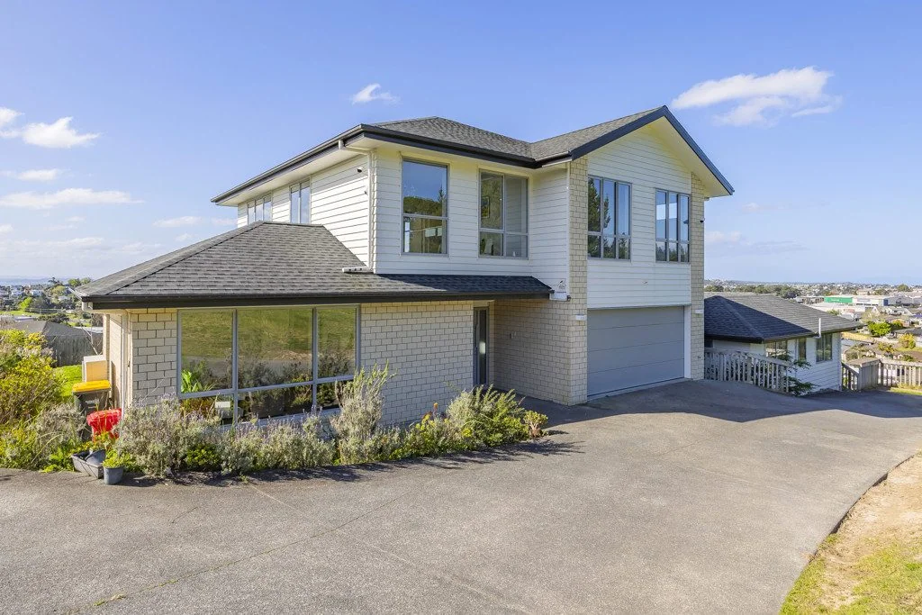 Large house ideal for extended family