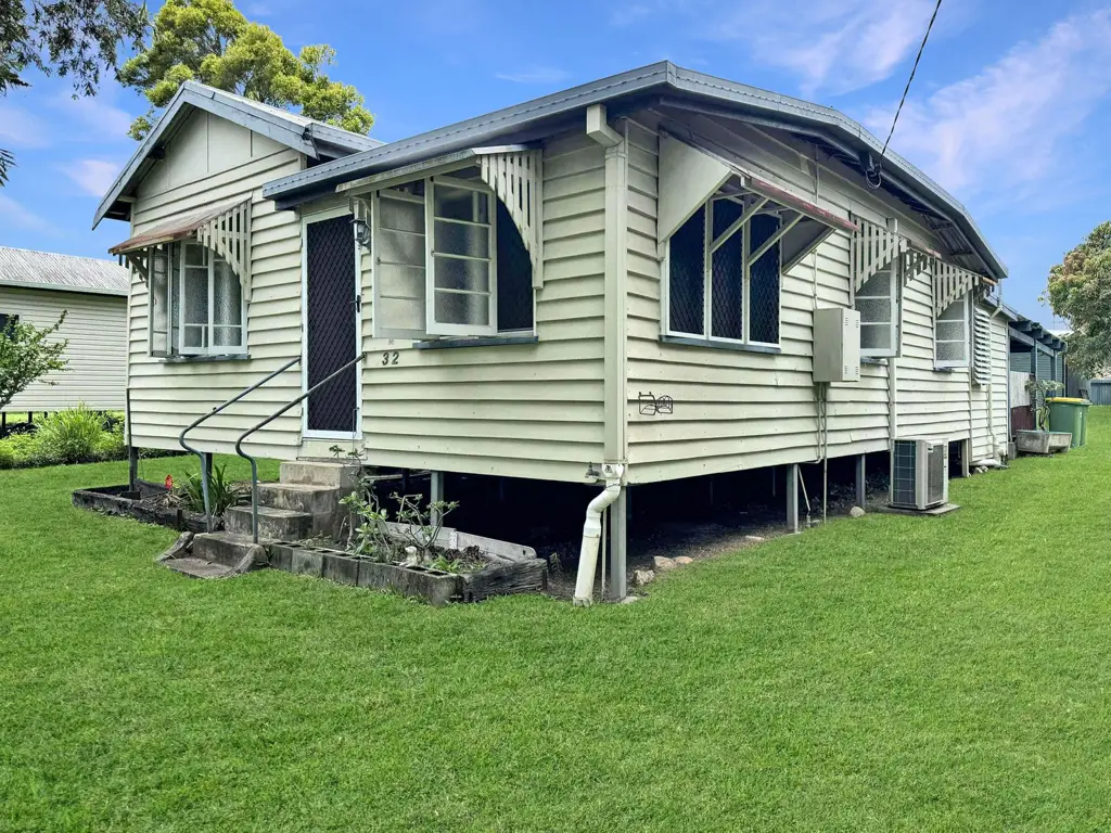 Sarina 2ਬੈੱਡਰੂਮ Charming 2 Bedroom Cottage – Ideal for First Homebuyers or Investors!