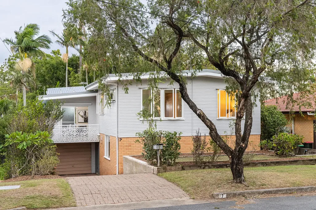 7 Masterton Street, Oxley, QLD 4075
