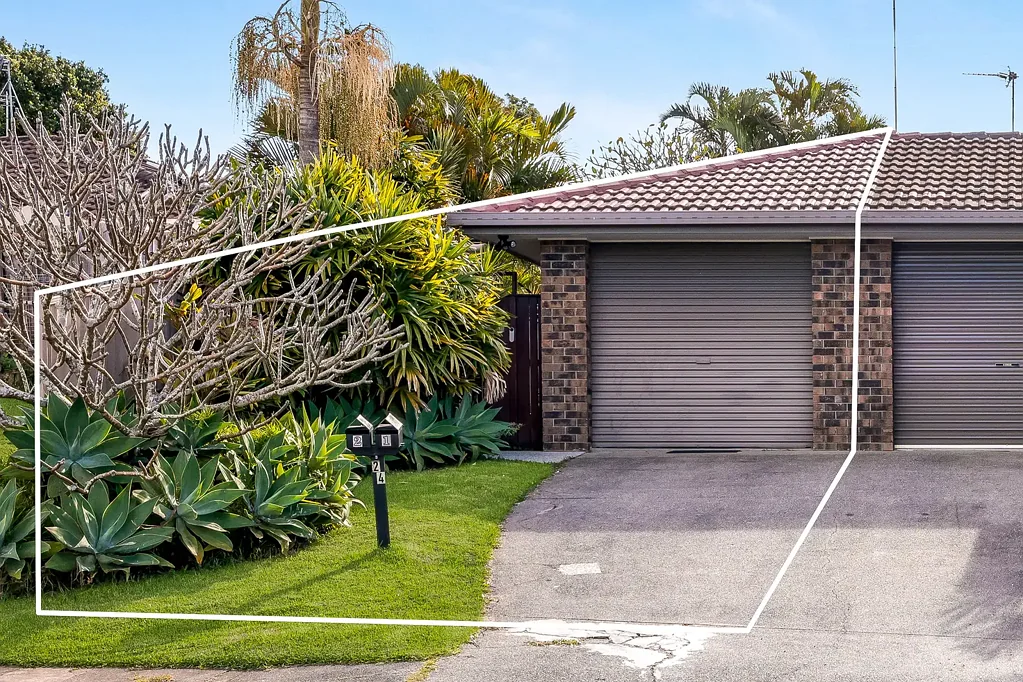 2/24 Botanical Drive, Labrador, QLD 4215
