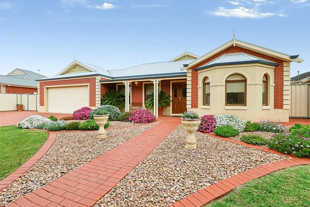 Mildura 4कमरा Burnside Brilliance