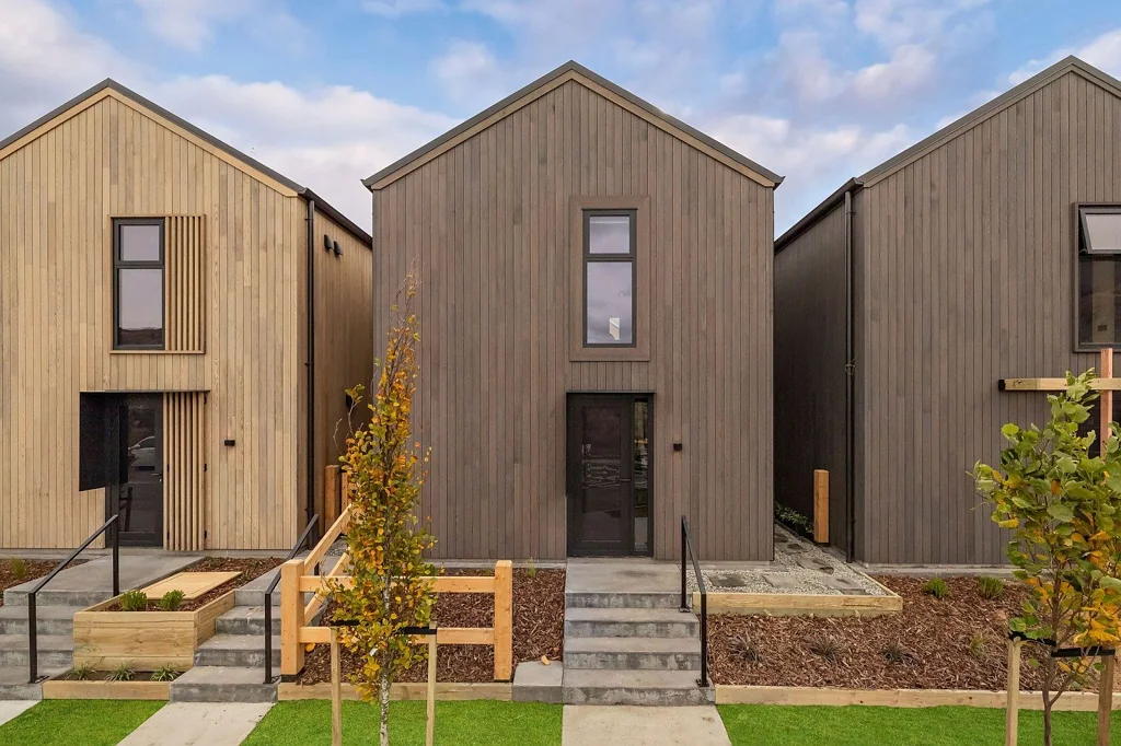 Frankton 2房  Park at Your Door, Best Five Mile Lots!