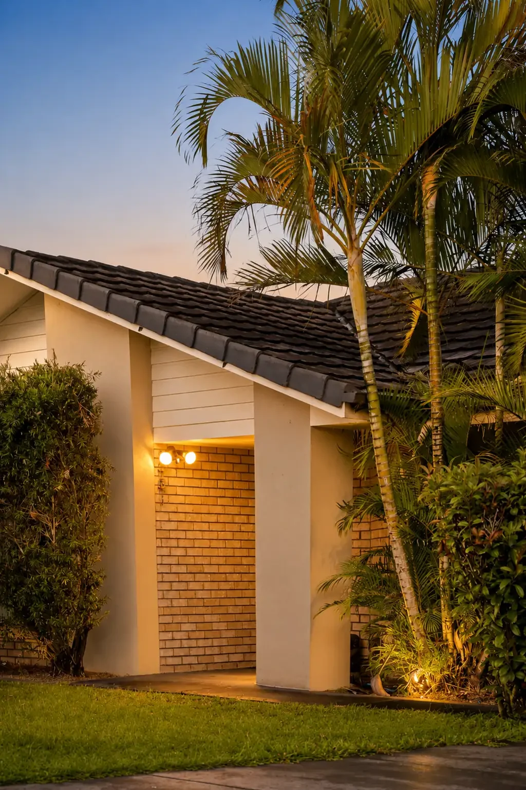 Crestmead 4Phòng ngủ 🌳 Opposite Parkland | Spacious Family Living on 655m2