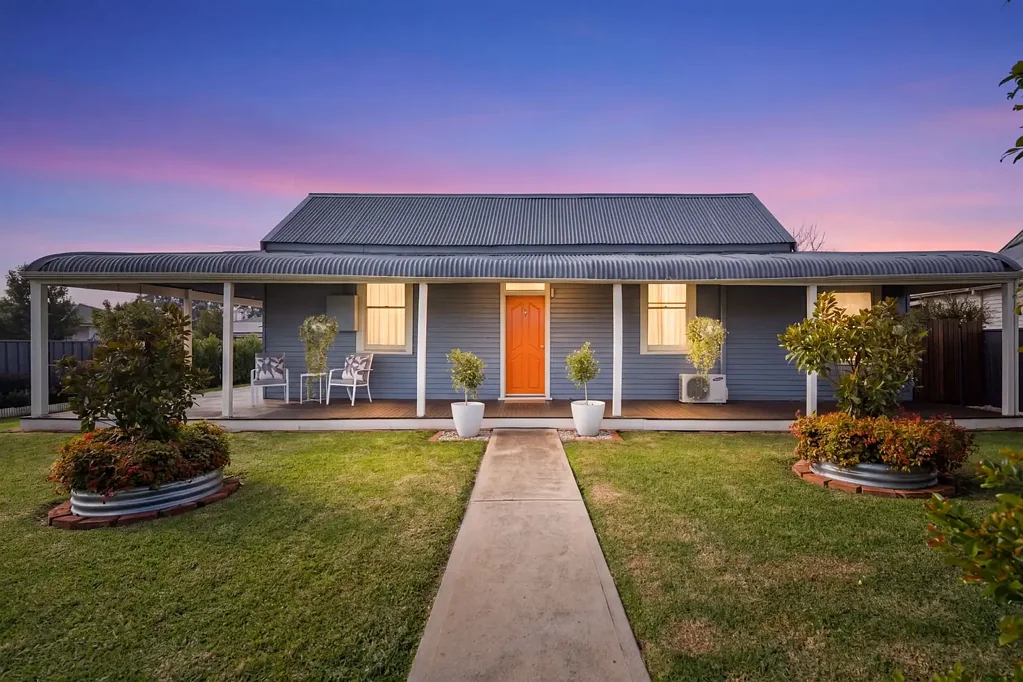Corowa 3房  Charming, stylish cottage in the heart of Corowa - Your perfect blend of comfort and convenience