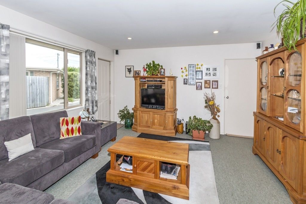 35b Digby Place, Bromley, Christchurch, 2 Schlafzimmer, 1 Badezimmer