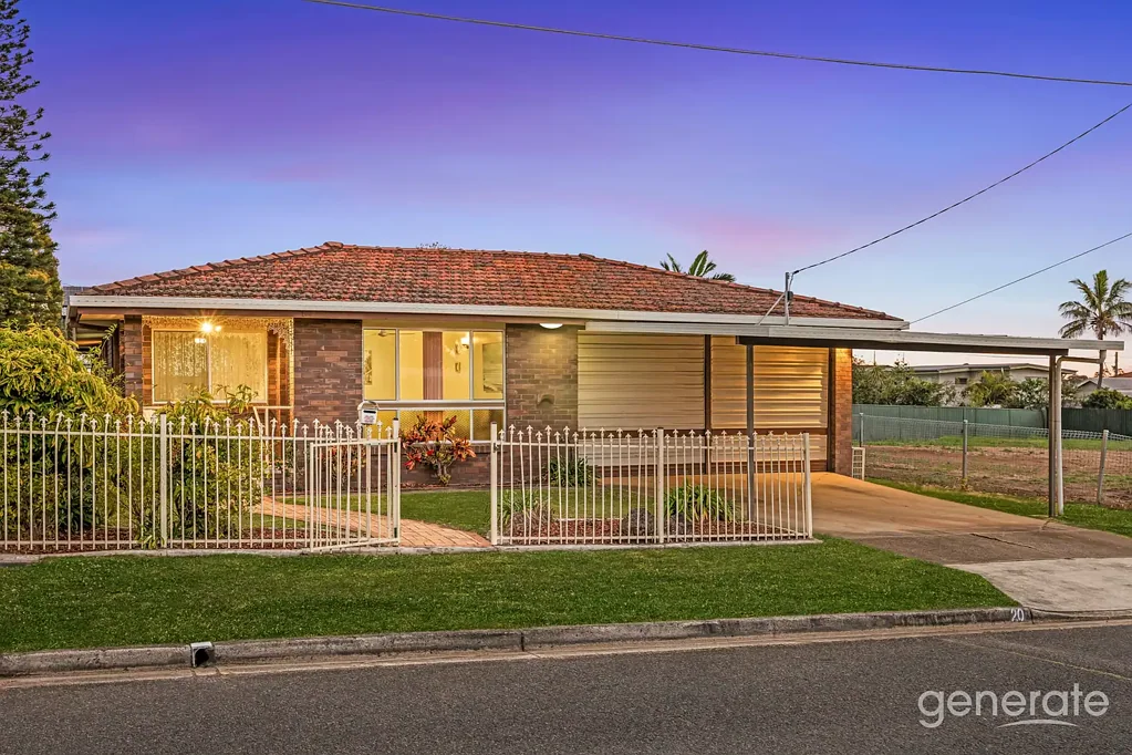 Boondall 3 Bedroom Quality Family Home!  Walk to Café, Shops & Schools!