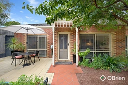 1/10 Poinciana Street, Frankston South