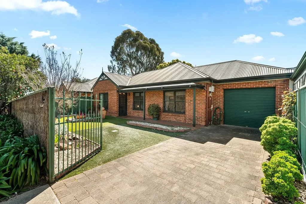 Magill 2Habitaciones Character, Comfort & Opportunity in the Heart of Magill
