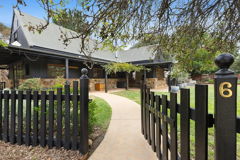 6 Charlottes Lane, Jindabyne, NSW 2627