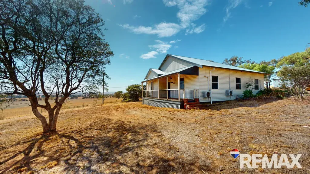 RURAL LIVING
