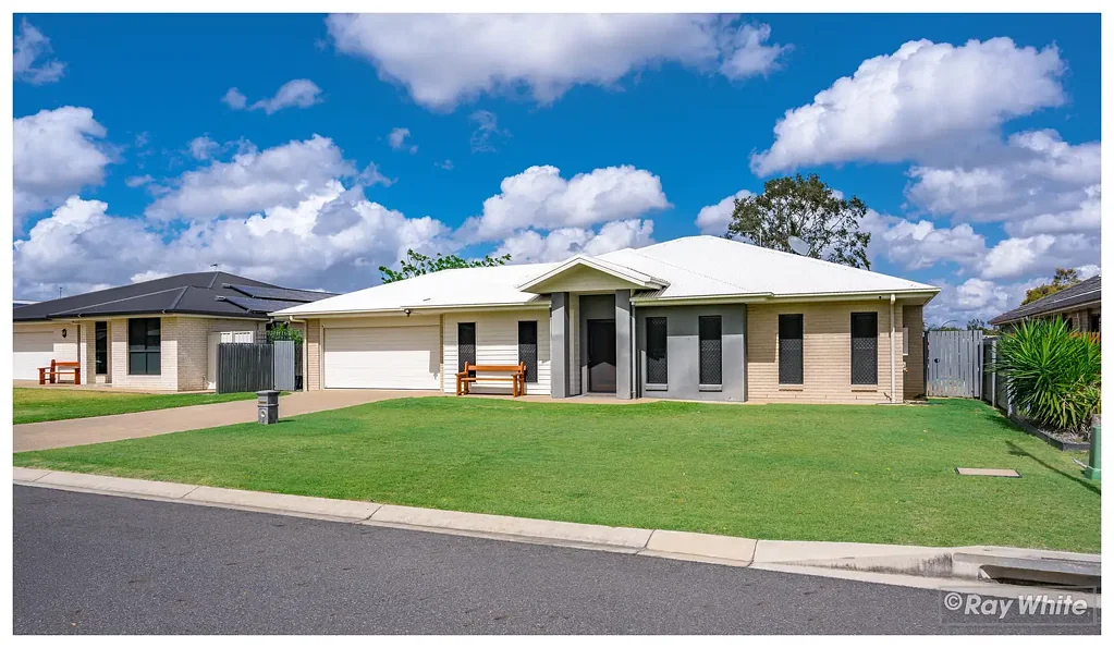 Norman Gardens 4ਬੈੱਡਰੂਮ Modern Family Living in a Quiet Norman Gardens Pocket