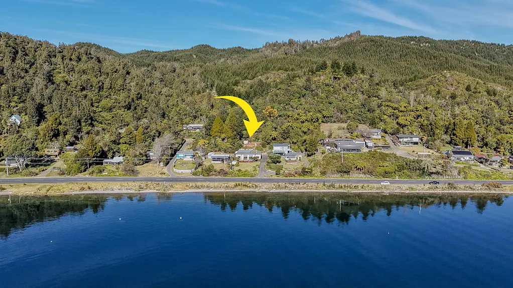 Lake Rotoma 3房  Wake Up to Lake Views - Lake Rotoma Lifestyle
