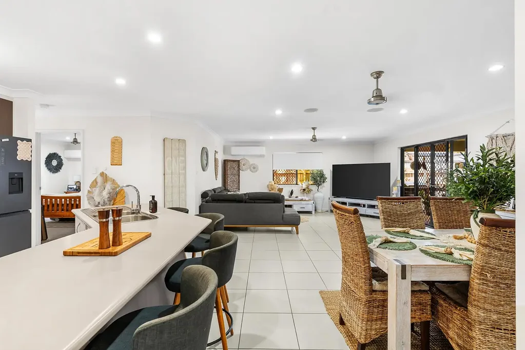 8 Hansen Court, Marian, QLD 4753