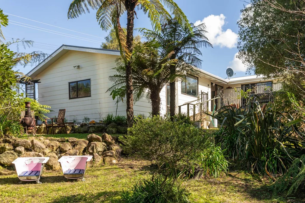 Waihi 2 Bedroom Nature at Your Doorstep – A Private Sanctuary