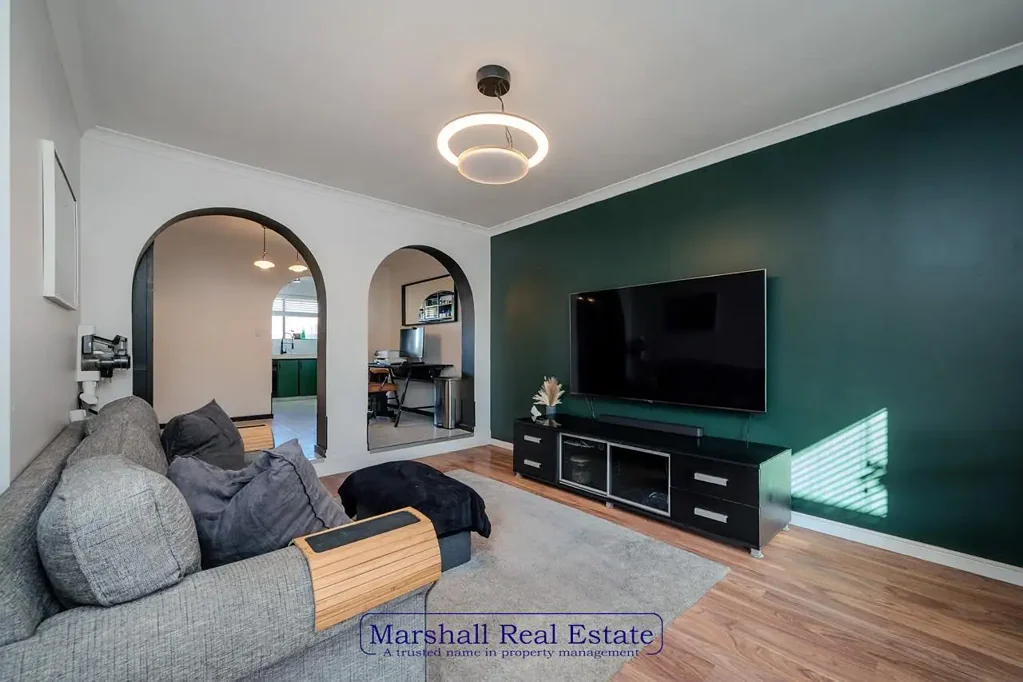 ** Available for a 12 month lease only **
A Charming, Low Maintenance Villa in Prime Location!