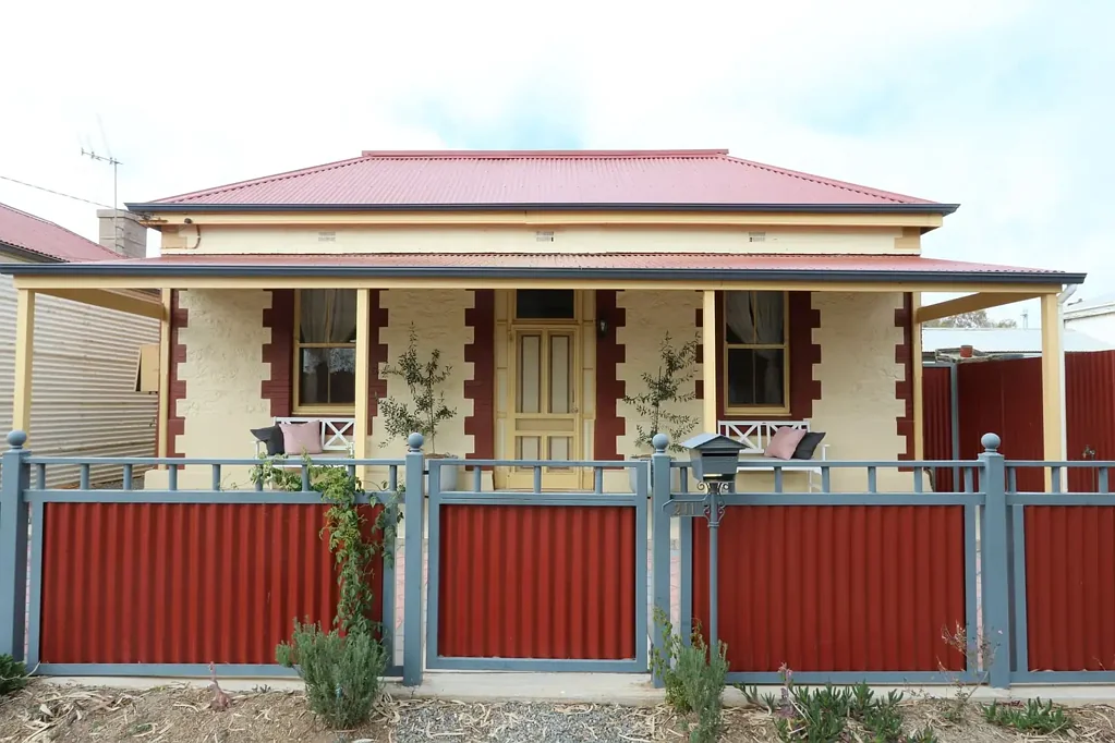 211 Rowe Street, Broken Hill NSW 2880