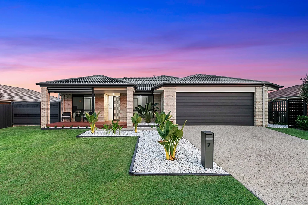 7 Santa Maria Avenue, Urraween, QLD 4655