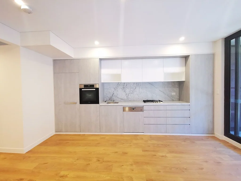 Stylish Apartment with Parking in Prime Crows Nest Location