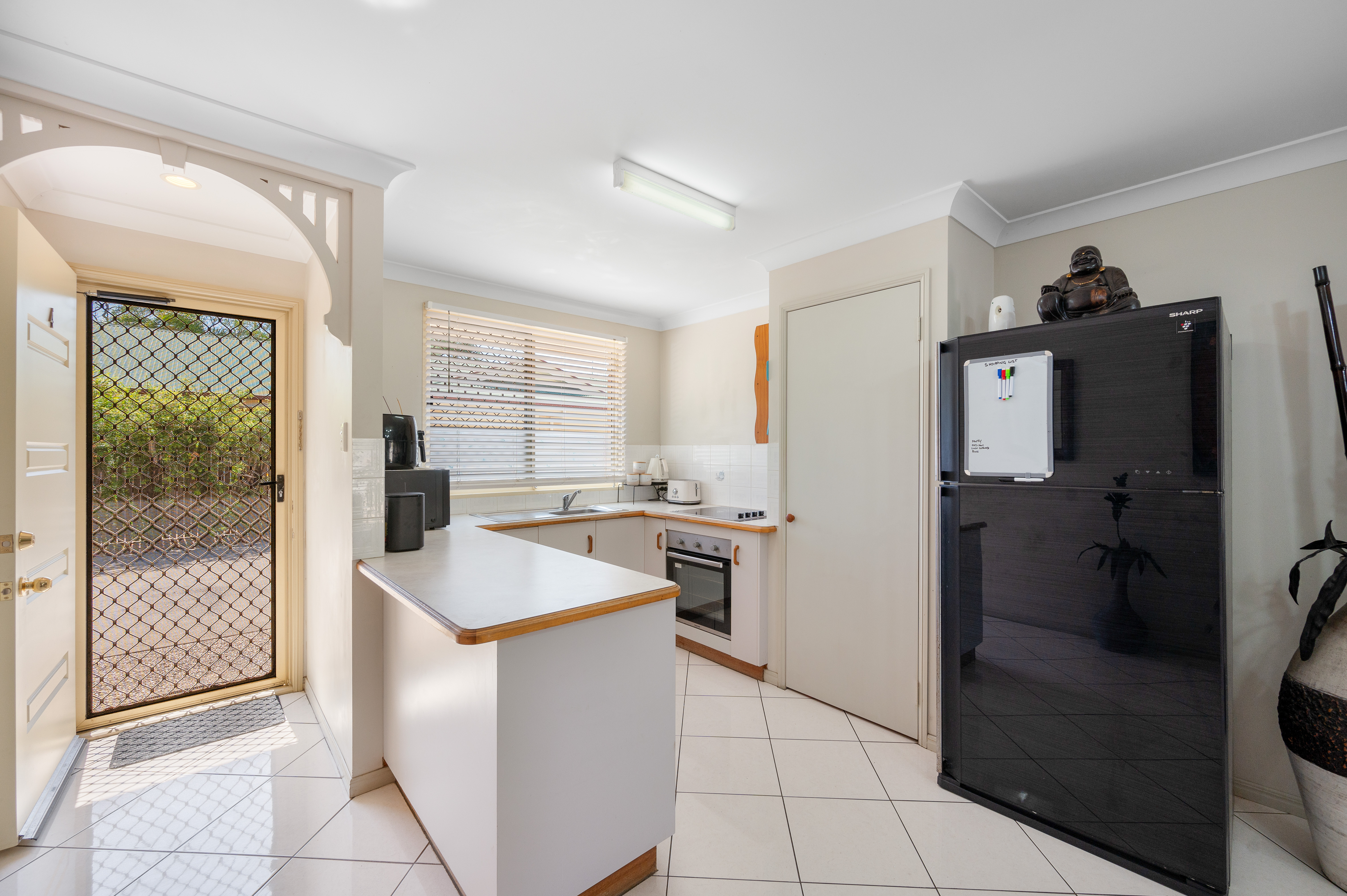 ASHGROVE UNIT 4 21 SHAW ST, NEW AUCKLAND QLD 4680, 0 chambres, 0 salles de bain, Unit