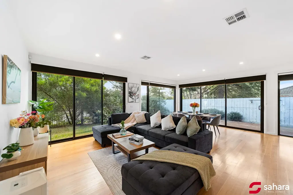 Glen Waverley 3 Bedroom Prime Location in Glen Waverley !!
