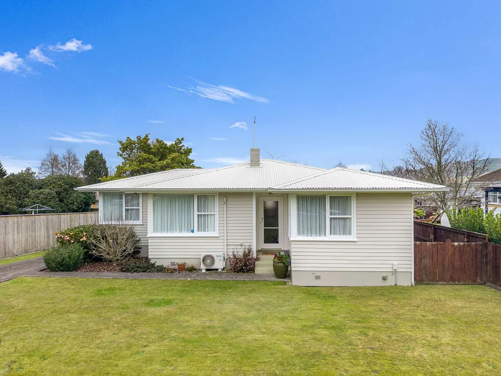 Pukehangi 3कमरा Beauty in Pukehangi