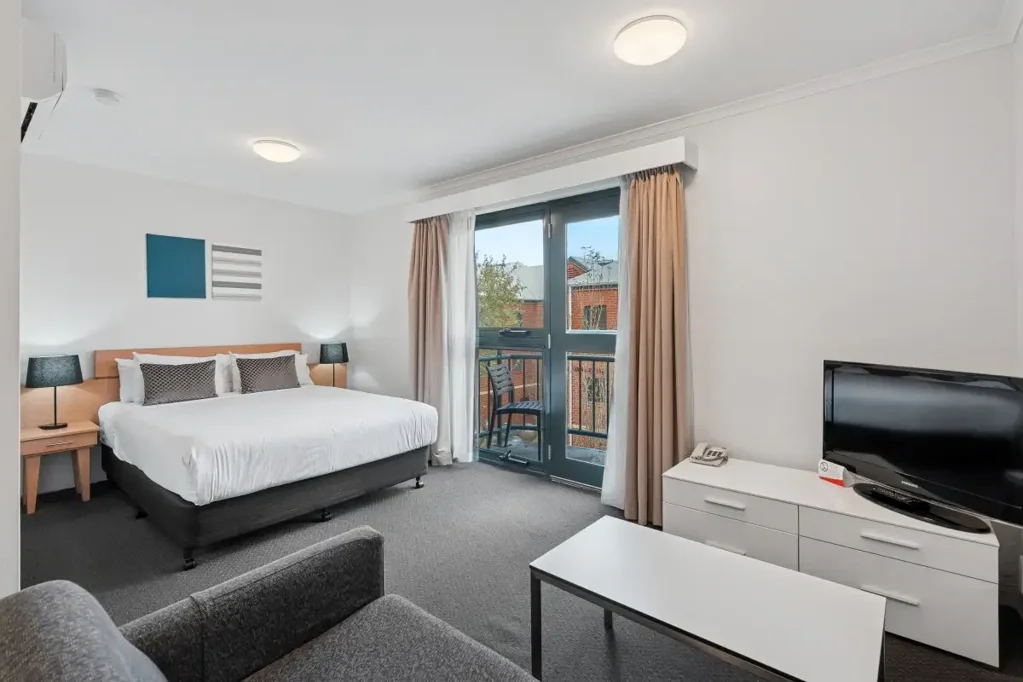 Adelaide 1બેડરૂમ Prime Investment in Adelaide's Thriving West End