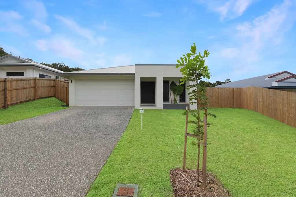 17 Lacebark Crescent, Bentley Park, QLD 4869